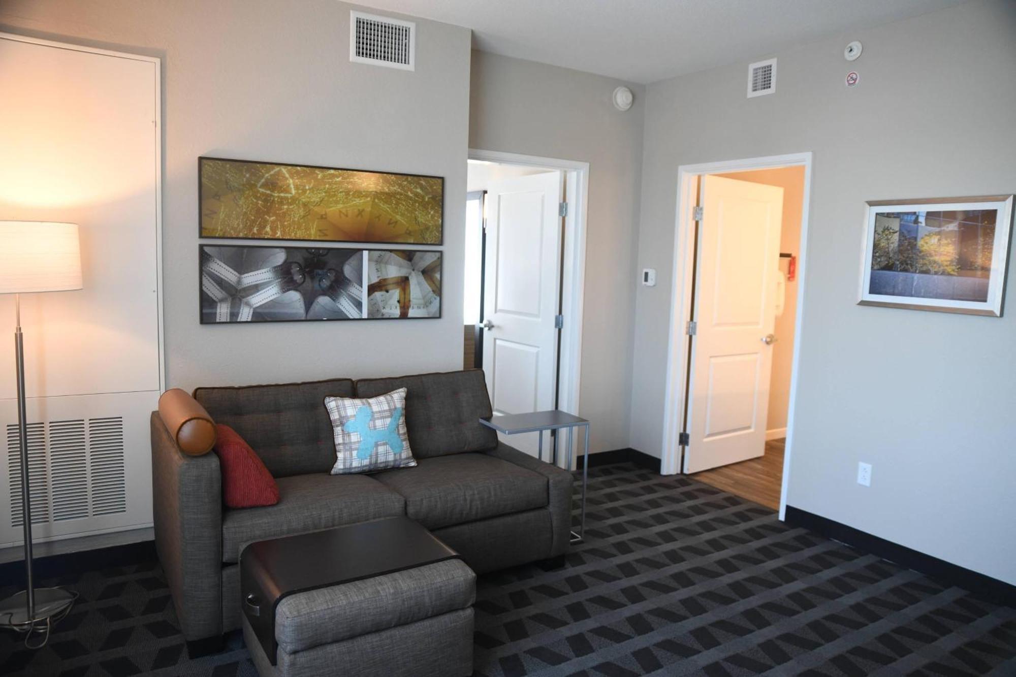 Towneplace Suites Kansas City At Briarcliff Exteriér fotografie